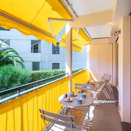 C9 - 2 Bdr 10 Min Palais Festivals & Sea - Ac, Parking & Balcony *