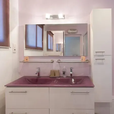 Apartman C9 Staywizus - 2 Bdr 10 Min Palais Festivals & Sea - Ac, Parking & Balcony