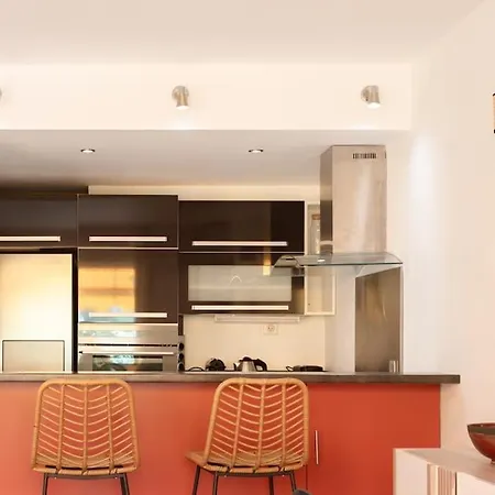 C9 Staywizus - 2 Bdr 10 Min Palais Festivals & Sea - Ac, Parking & Balcony * Cannes