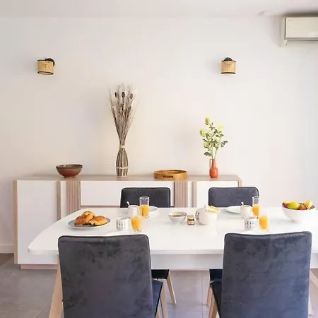 Apartman C9 Staywizus - 2 Bdr 10 Min Palais Festivals & Sea - Ac, Parking & Balcony *
