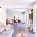 C9 -staywiz Us - 2 Bdr 10 Min Palais Festivals & Sea - Ac, Parking & Balcony Appartement