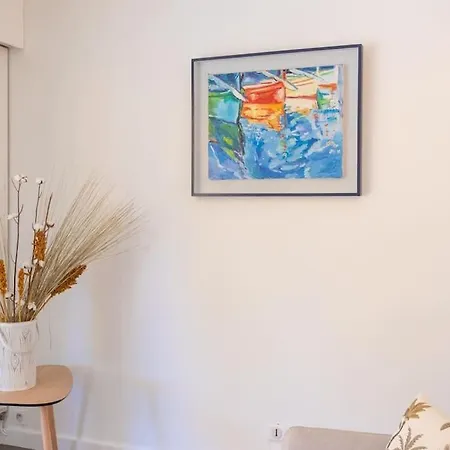 C9 - 2 Bdr 10 Min Palais Festivals & Sea - Ac, Parking & Balcony * Cannes